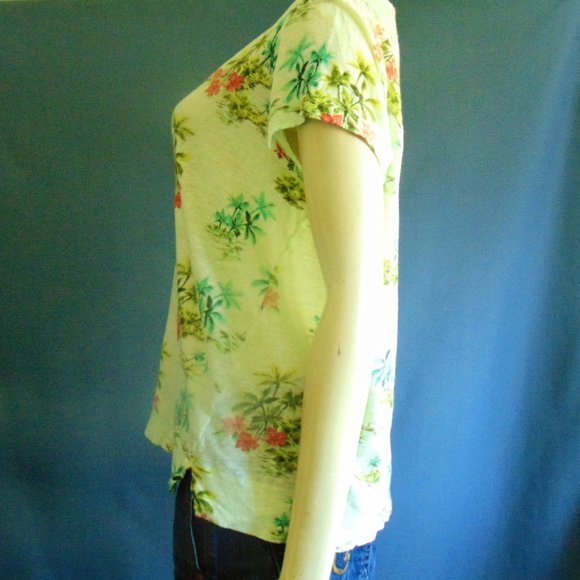 J. Jill love Linen Chartreuse Green Tropical Print T-Shirt L - Picture 5 of 7